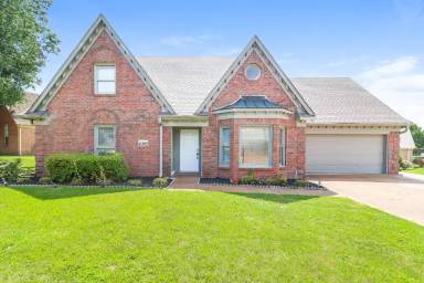 Main picture of 4365 Barrymor Dr
