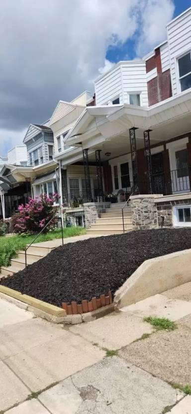 Main picture of 5403 Cedar Ave