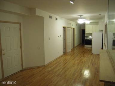 Main picture of 1042 N Wood St