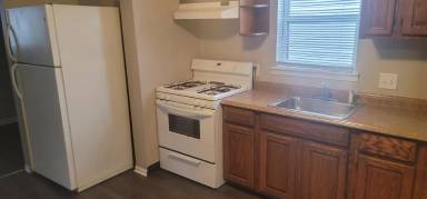 Main picture of 23510 Columbus Ave