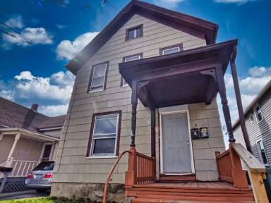 Main picture of 67 Calhoun Ave