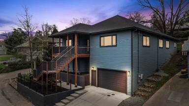 Main picture of 213 Peek Street - 1