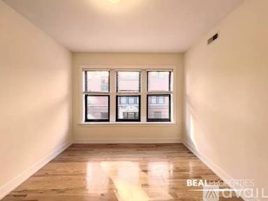 Main picture of 3517 N Racine Ave