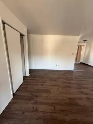 Main picture of 432 W Miner St