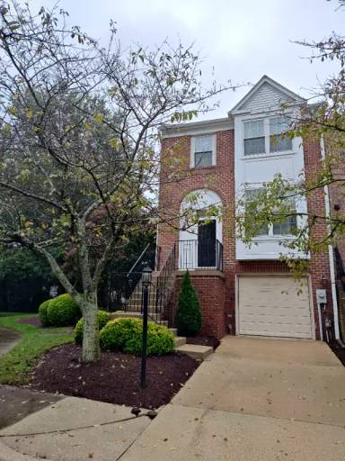 Main picture of 15721 Ensleigh Ln