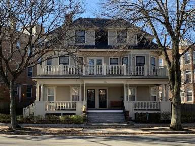 Main picture of 106 Naples Rd