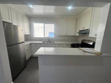 Main picture of 5446 Sierra Vista Ave