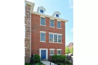 Main picture of 1637 Church St