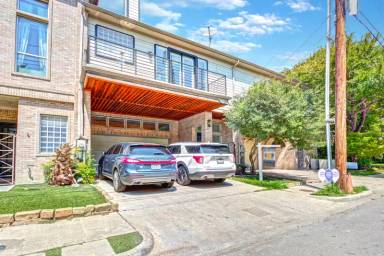 Main picture of 3307 Throckmorton St