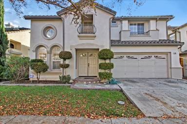 Main picture of 356 Huckleberry Dr