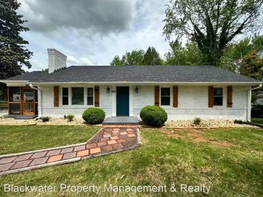 Main picture of 2412 Old Forest Rd