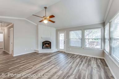 Main picture of 13931 Laurel Hollow Dr