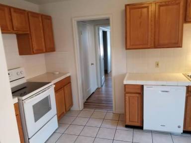 Main picture of 788 E 5th Ave