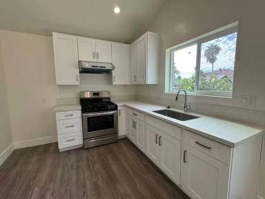 Main picture of 13516 Utica St