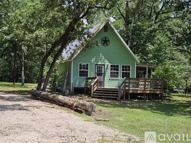 Main picture of 223 Ashley Ln