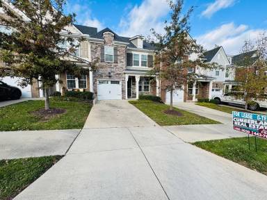Main picture of 748 Tennypark Ln