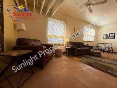 Main picture of 2600 Montana Ave