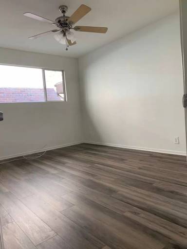 Main picture of 7067 Hawthorn Ave