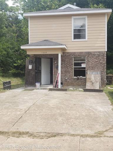 Main picture of 1206 S Orleans St