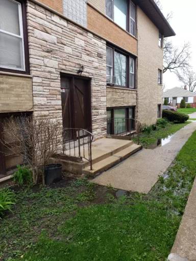 Main picture of 3504 Adams St