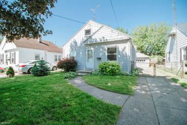 Main picture of 4875 292nd St