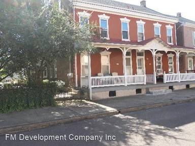 Main picture of 42 E 5th St