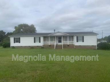 Main picture of 453 Finch Rd