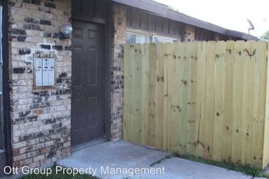 Main picture of 2318 Andover Dr