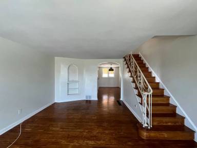 Main picture of 3012 Hellerman St