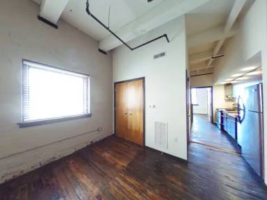 Main picture of 110 S 15th St
