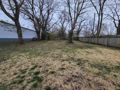 Main picture of 326 W Pierce St