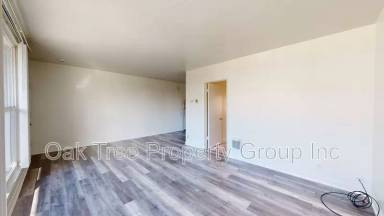 Main picture of 444 28th St