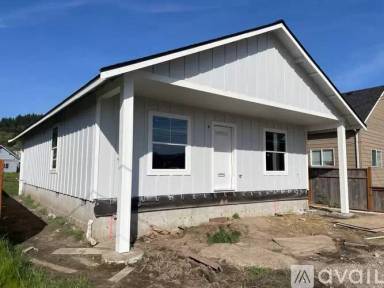 Main picture of 464 SW William Ave