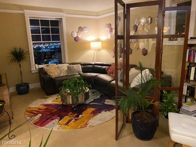 Main picture of 714 Market St