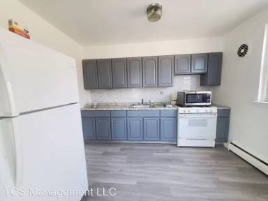 Main picture of 6486 Matthews St