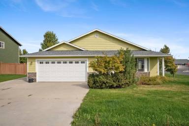 Main picture of 9302 W 72nd Ave