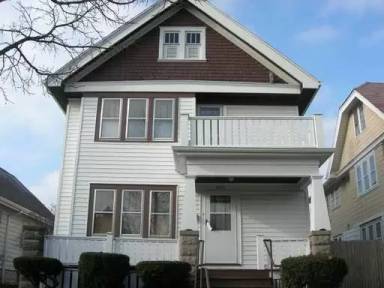 Main picture of 3455 N Fratney St