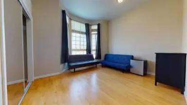 Main picture of 2332 Taraval St