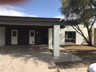 Main picture of 1719 E Gaylon Dr
