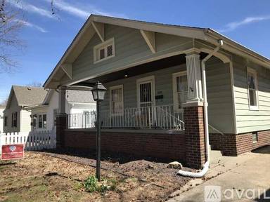 Main picture of 1608 S Walnut St