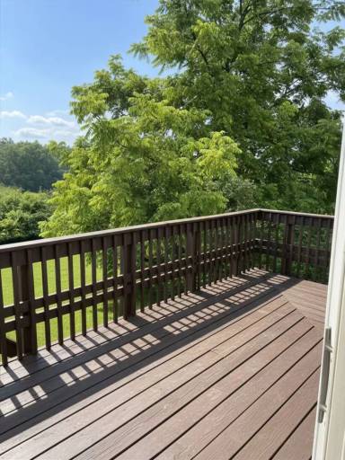 Main picture of 33 Lansingville Rd