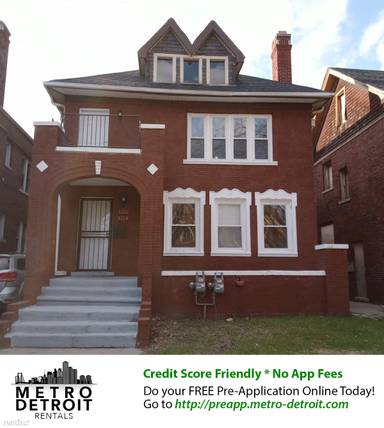 Main picture of 3216 Fullerton St