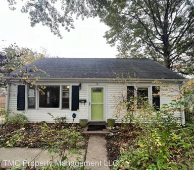 Main picture of 202 Redwood Rd