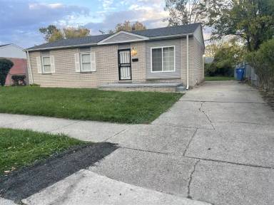 Main picture of 4155 Hickory St