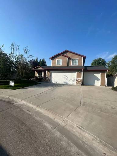 Main picture of 8077 N Sundial Way