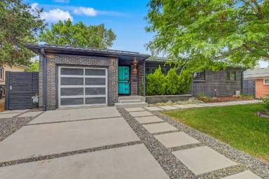 Main picture of 5565 E Bails Dr