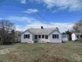 Main picture of 19 Smalls Ave