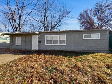 Main picture of 11005 Ewing Ave