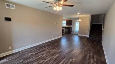 Main picture of 446 Irish Hills Dr