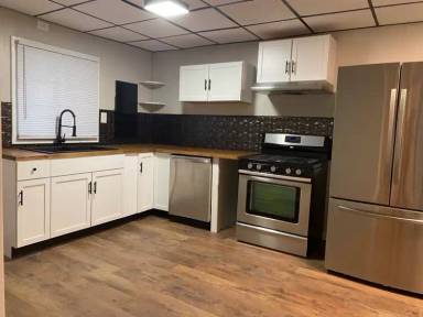 Main picture of 1220 E Second St